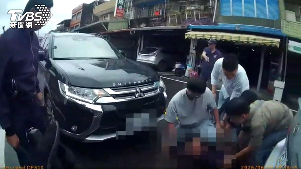毒販跨縣市流竄「毒駕搖晃」遭盯上 警埋伏5小時等紅燈秒壓制
