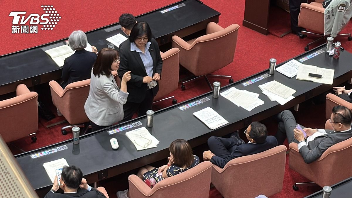 「高虹安條款」三讀!放寬易刑可參選 引爆綠白委台下互嗆