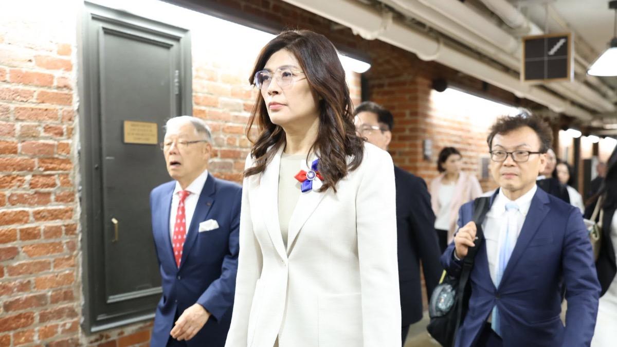鄭麗文訪美曝「鄭習會」內幕:從未和習近平談統一