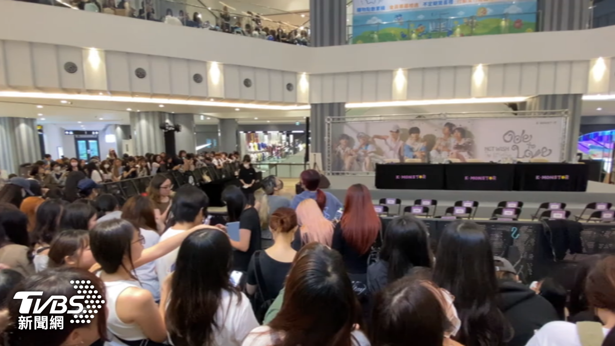 獨家/NCT WISH簽名會百貨公開辦!粉絲徹夜排隊 開門瞬間狂奔卡位