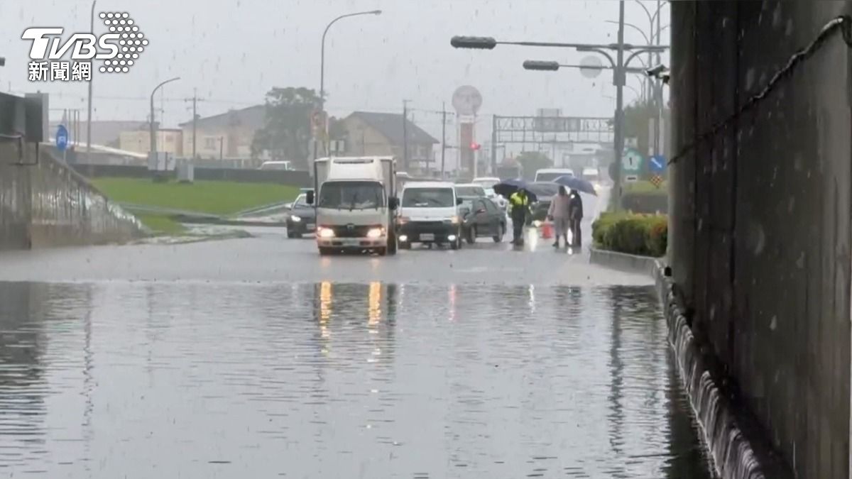 影音/雨下整週! 洗車業者斜槓冷氣「預約被取消」 飲料店嘆生意差