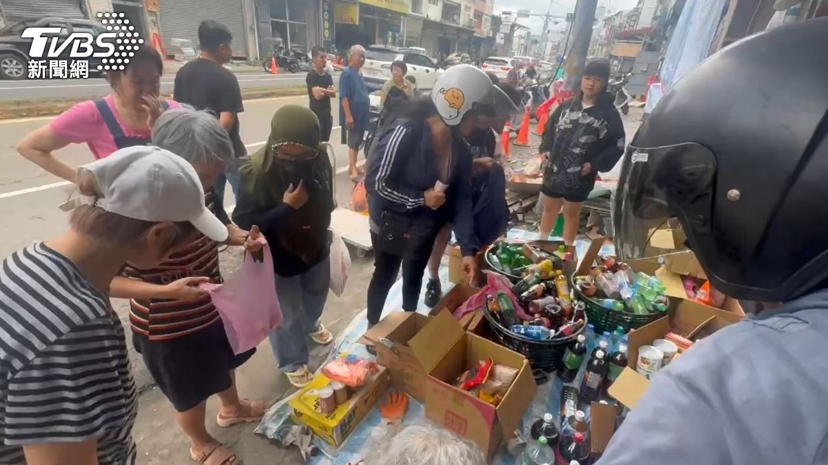 新竹氣爆麵包店夫妻枉死 商品庫存出清籌喪葬、鄰居淚:能幫盡量幫