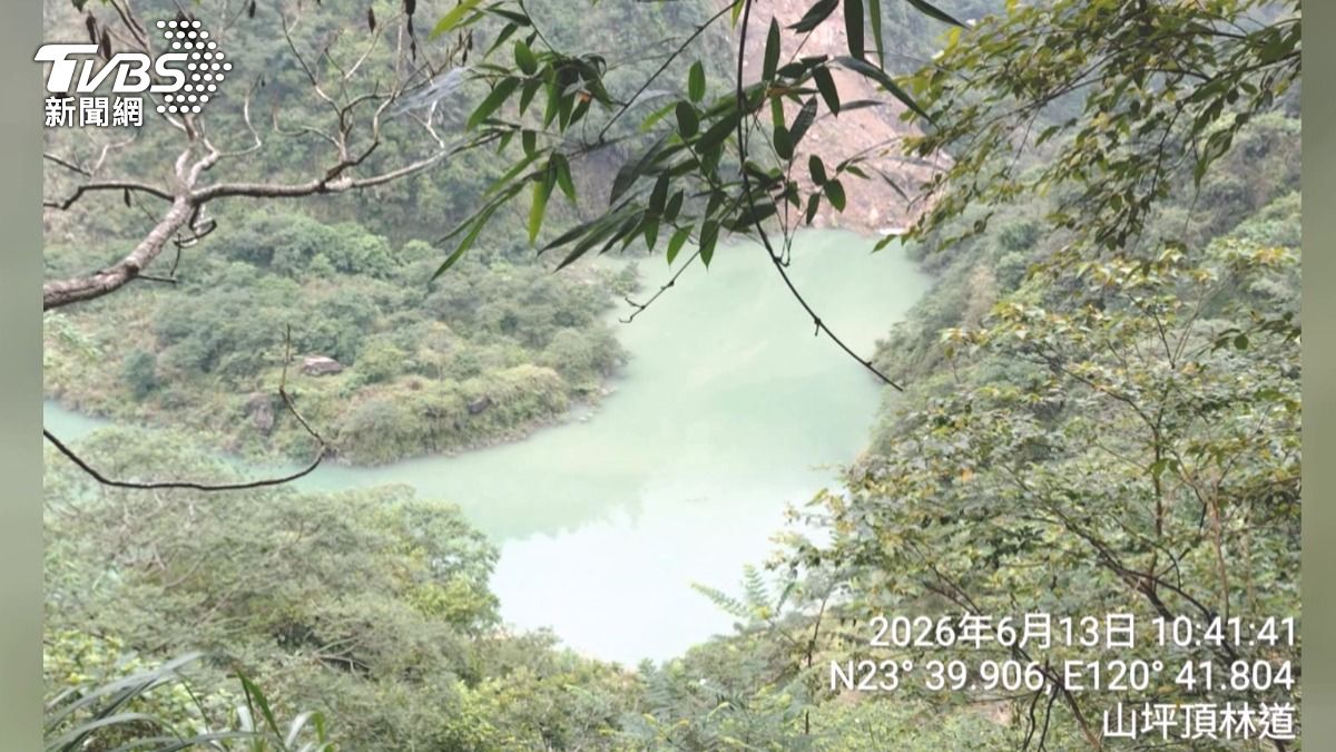 影音/南投竹山瑞龍瀑布上游崩塌!蓄水10萬噸堰塞湖成形 急封溪谷入口