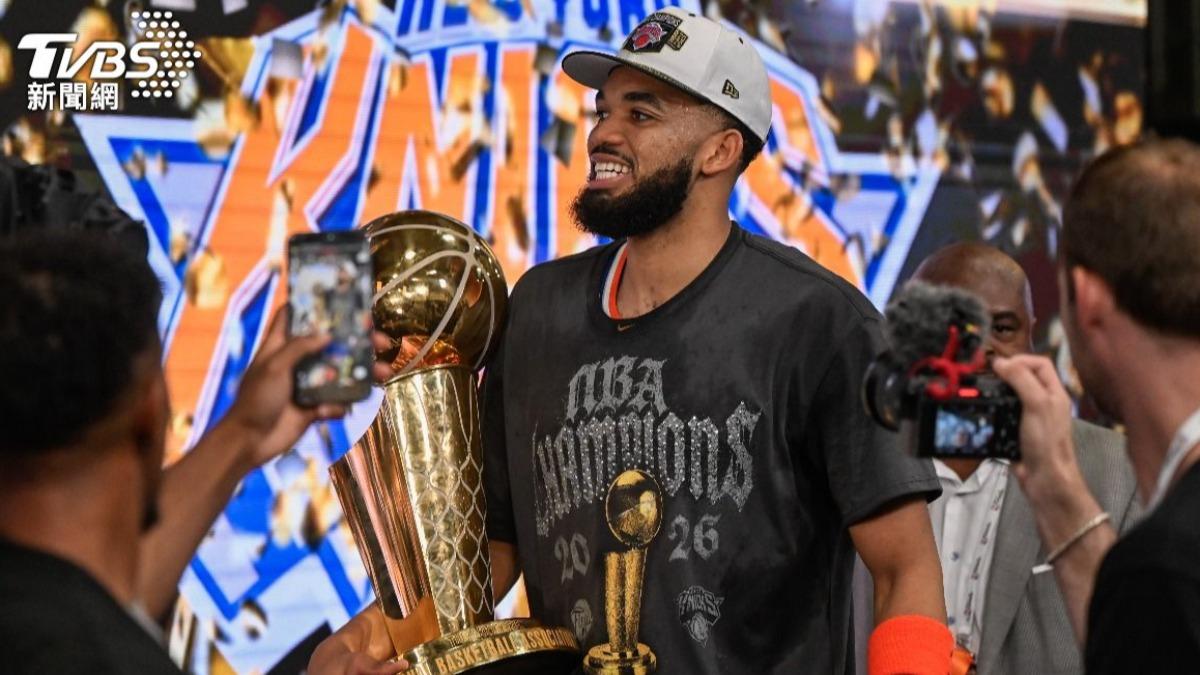 NBA/唐斯到桃園拜拜「擲聖筊」封王 網笑:福仁宮勝少林寺