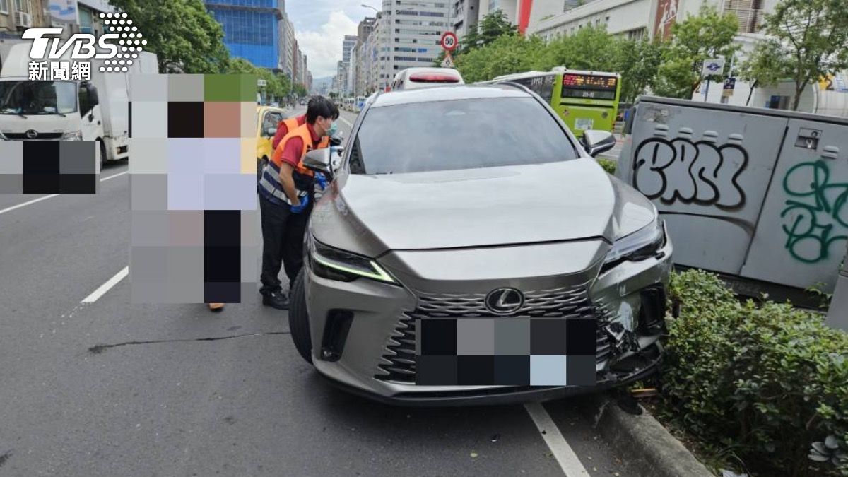 快訊/北市小巨蛋旁車撞變電箱 微風百貨周邊283戶一度沒電用