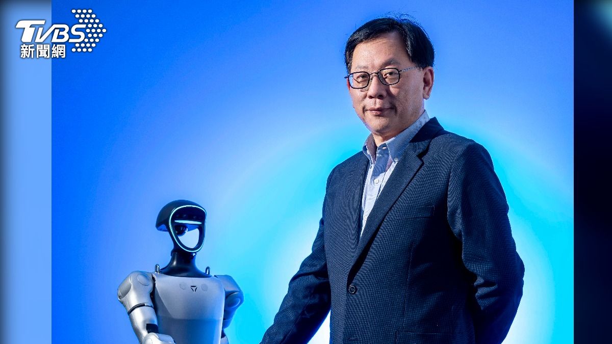 Foxconn turns to veteran Lee Kuang-yao for robotics overhaul