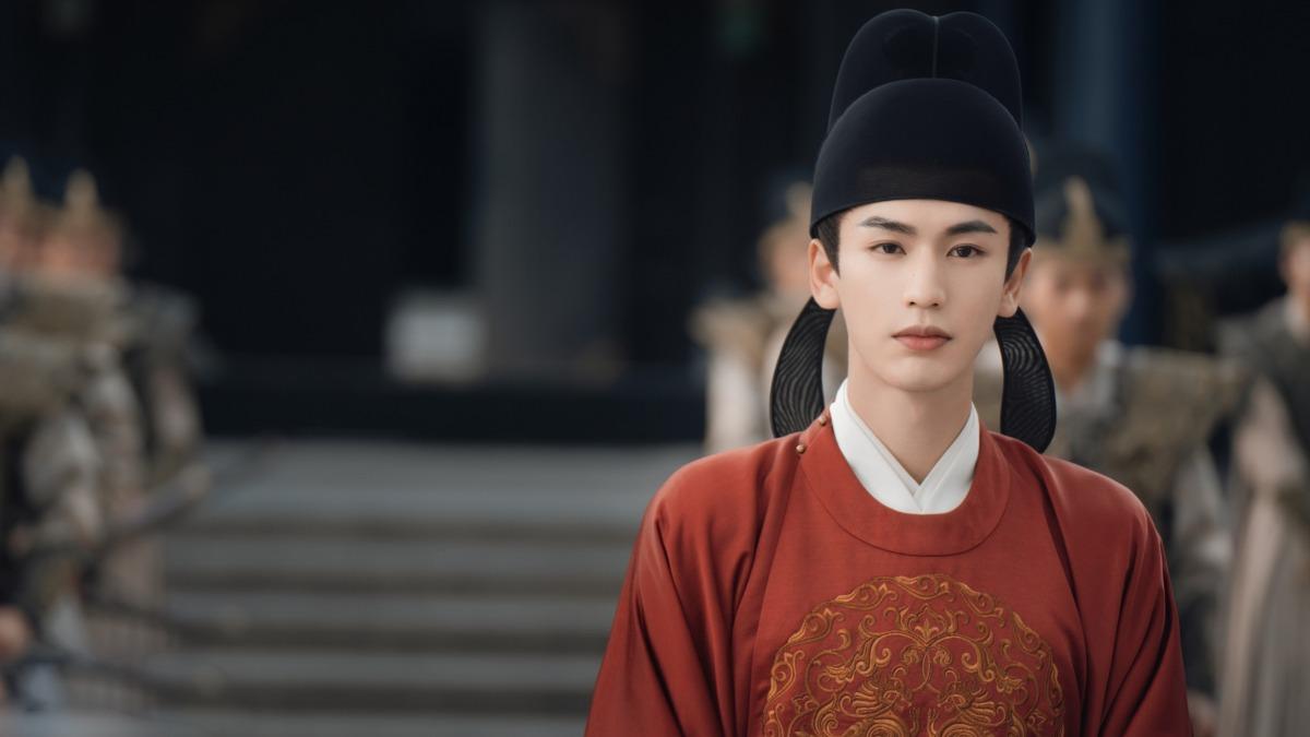 張凌赫自爭「踹兒子」名場面內幕曝光!激吻白鹿竟被圍觀