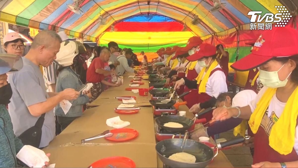 影音/彰化端午必吃「這美食」!煎堆背後藏浪漫傳說 民眾排長龍搶領
