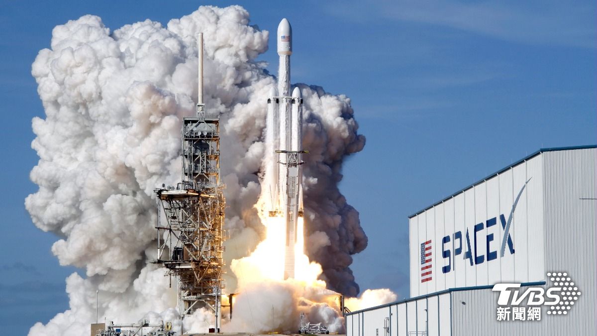 SpaceX傳又將發200億美元債!AI教父吐槽:馬斯克難招頂尖人才