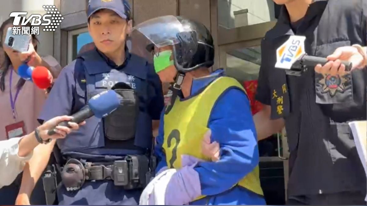 快訊/「汶汶阿伯」上銬送士檢 失控瘋狂喊:汶汶逼我這樣做的