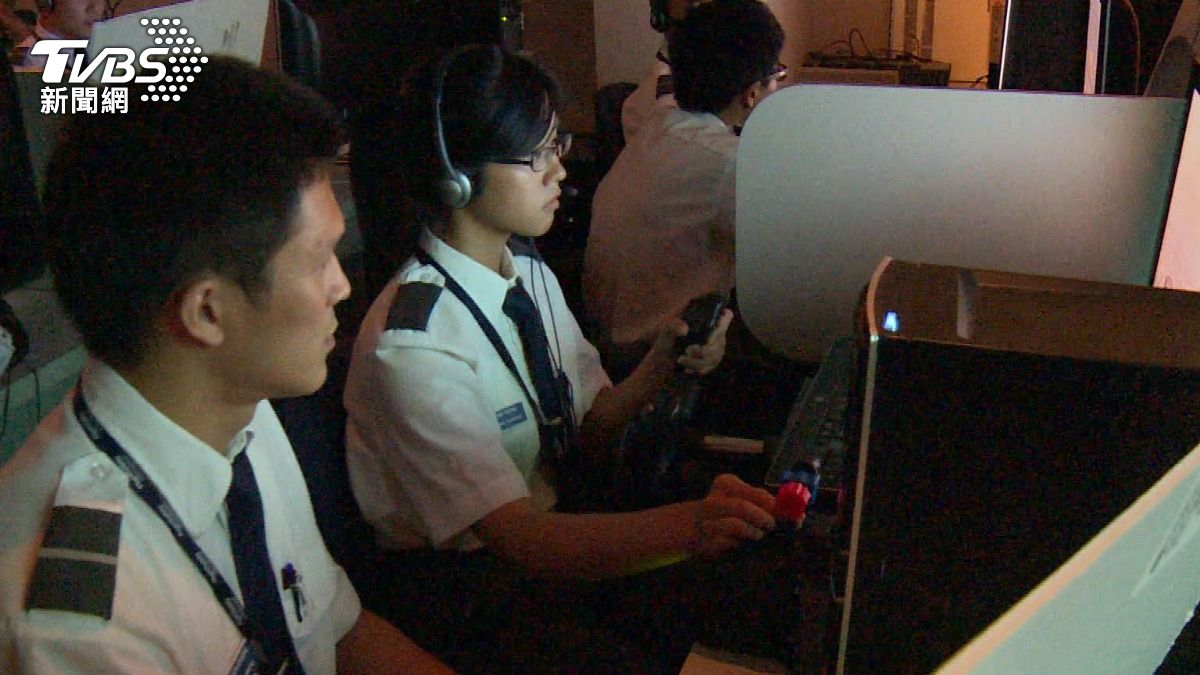 高薪職業排行出爐!機師穩坐冠軍 精算師第2「這職業」意外下滑