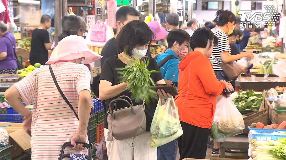 微型消費成主流!年輕人愛「少量多次」 專家警告:小額支出最傷荷包