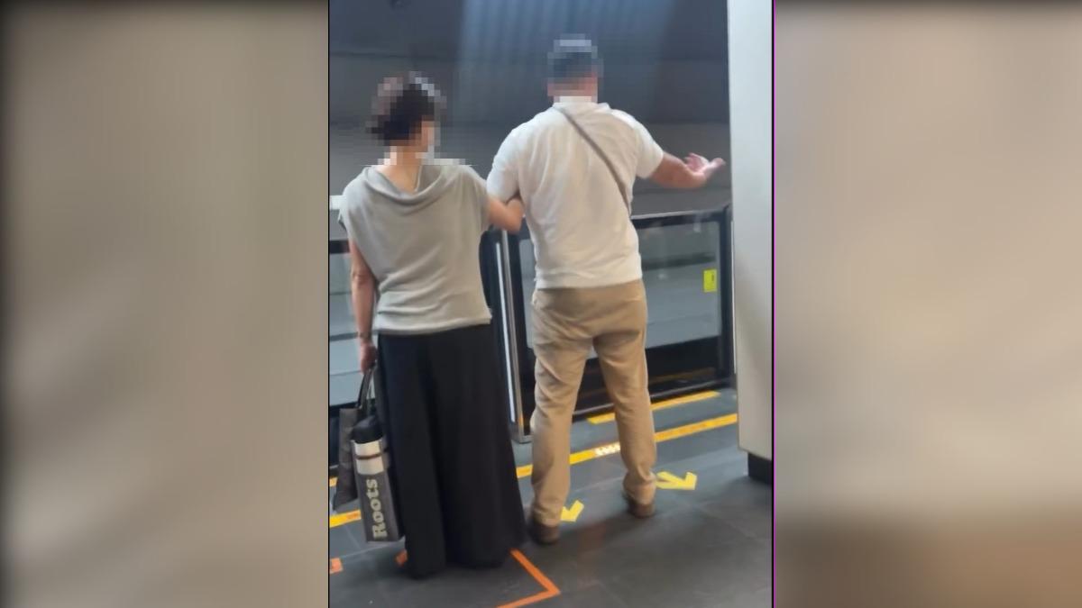 男手機掉高鐵軌道!吼保全「跳下去撿」 離譜行徑全被拍