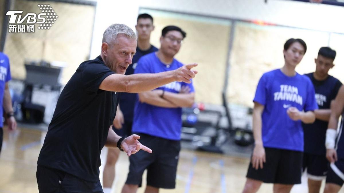 世界盃男籃/今晚強碰韓國!中華隊12人名單出爐 陳盈駿率隊搶勝