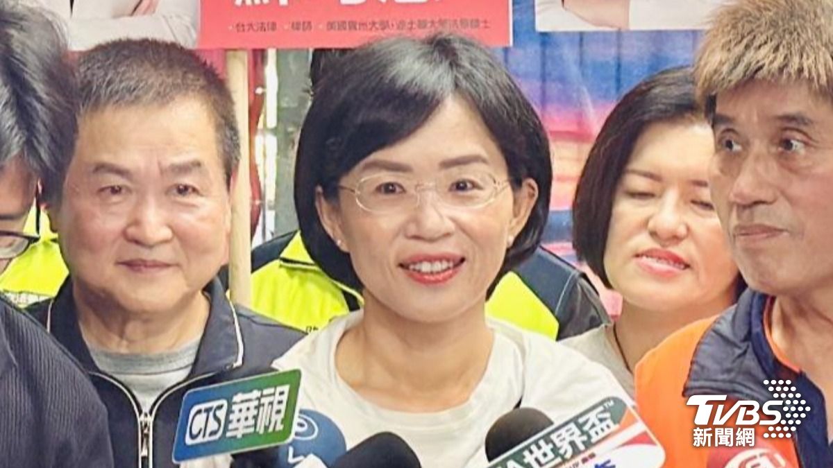 被蘇巧慧戲喊「豬八戒」拚8連霸里長尬笑畫面曝 藍怒轟輕視基層