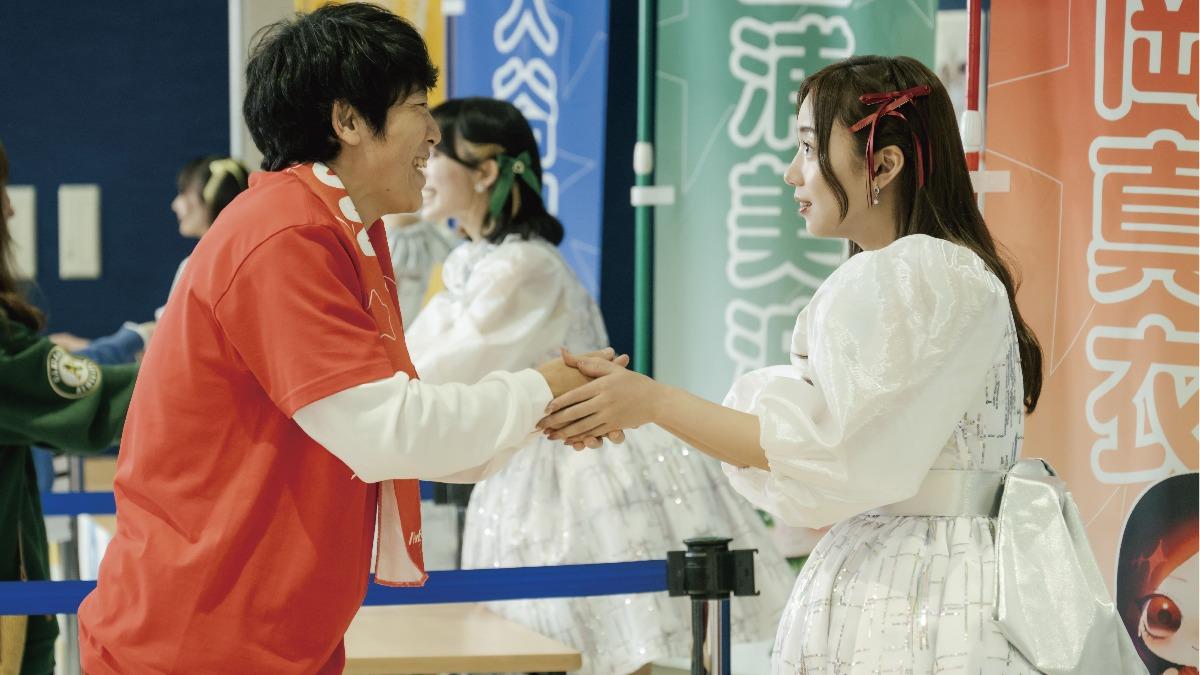 前女團成員「剛失業」就揭演藝圈黑幕! 《偶像禁愛令》前進坎城感動飆淚