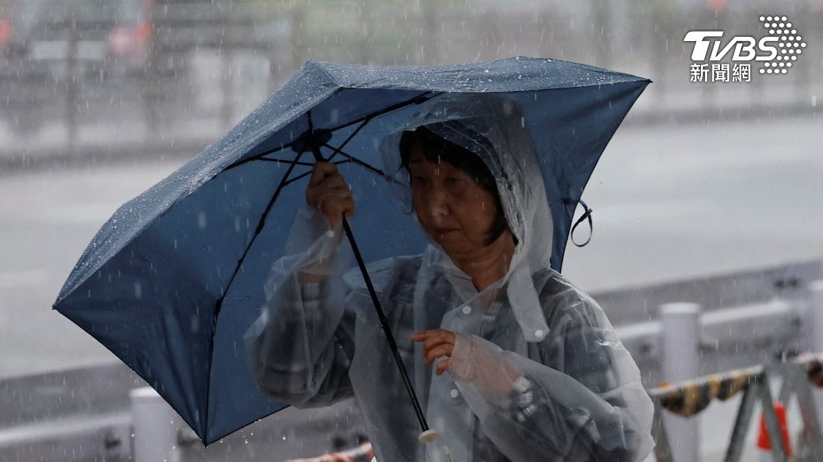影音/結構完整! 日氣象廳估巴威成「超級颱風」 週三起影響沖繩
