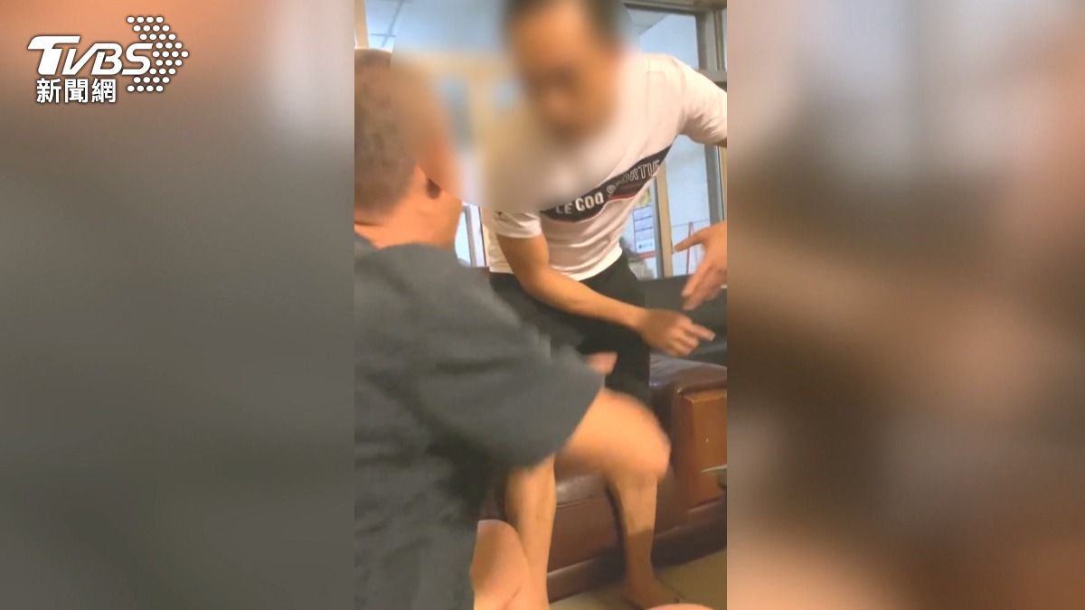 苦求撤告反惹禍!男遭控「褲插長刀」小吃部外喧囂 再挨2罪告訴