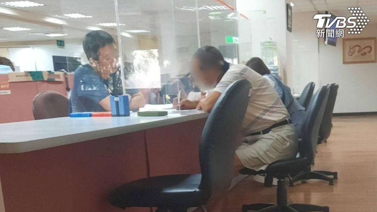 大叔拒酒測被罰9萬 拖十年繳清了還報名「戒酒癮治療」
