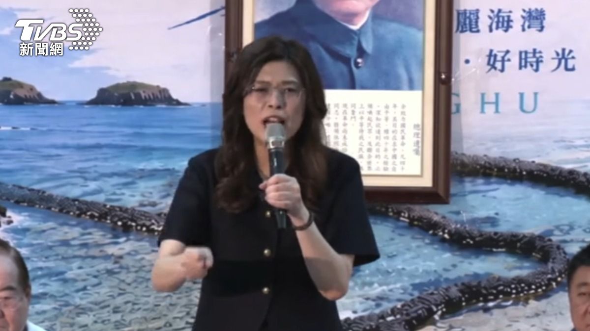 影音/前主委「退黨選」 鄭麗文奔澎湖:以大局為重