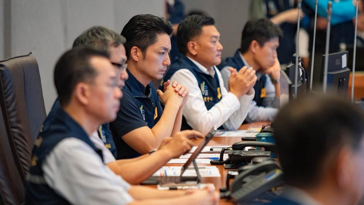 巴威颱風來襲!北北基桃明停班課 蔣萬安臉書被灌爆:愛市長