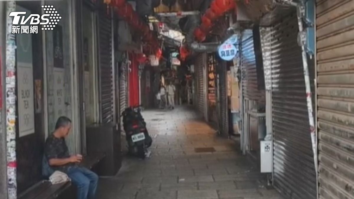 巴威逼近九份老街冷清! 韓日遊客「震驚又害怕」
