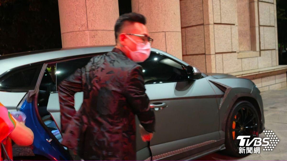 快訊/只有蹦闆交保!網紅鍾小鍾、竹聯幫大哥羈押禁見