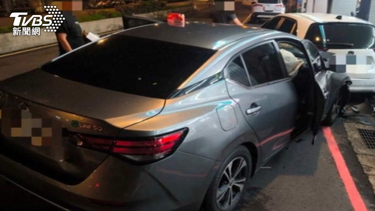影音/嗑很大!中和毒駕女飆速撞車 測出三毒品陽性