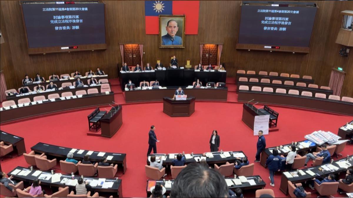 今年度總預算沒審完...8月底又要送明年 綠批藍白惡意卡關