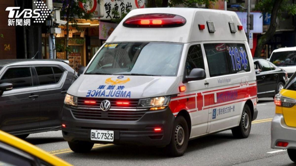 快訊/士林社子島傳死亡案 警消破門1死1送醫