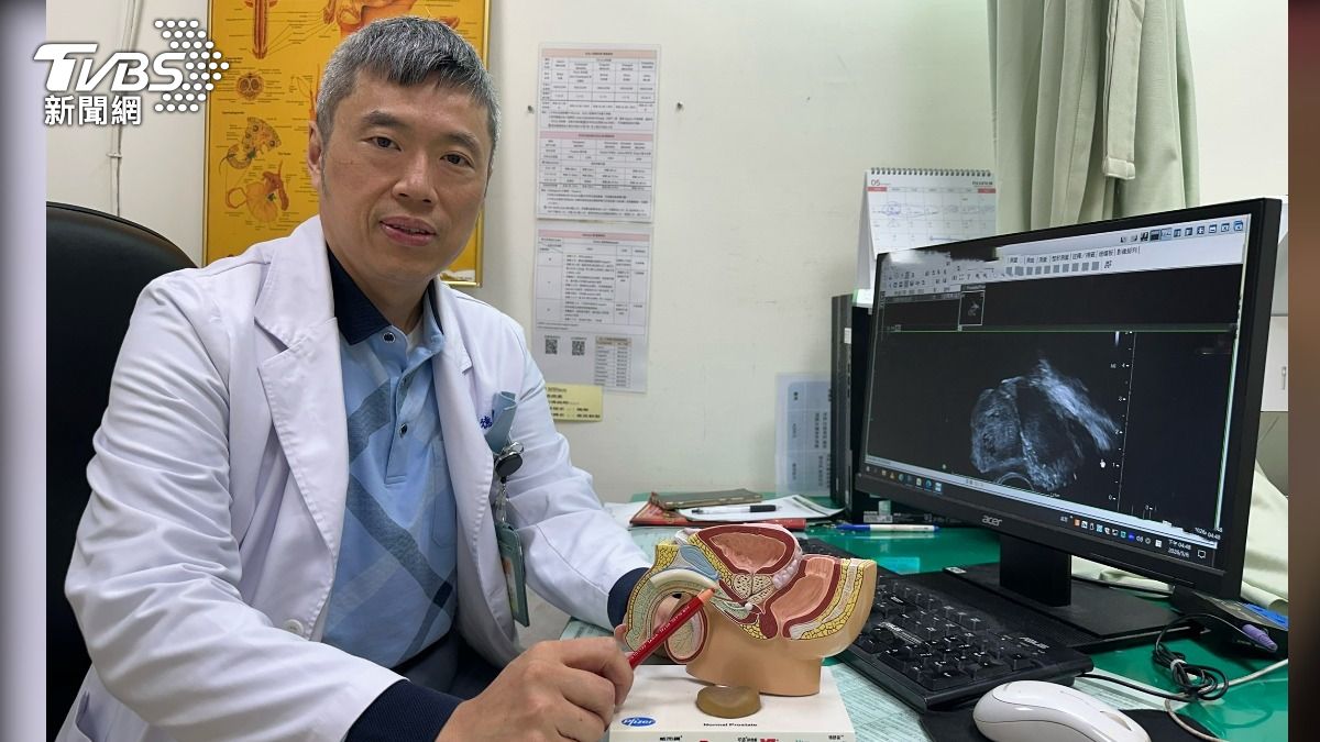7旬老翁攝護腺異常腫大10倍如拳頭 尿出紅瀑布緊急送醫救命