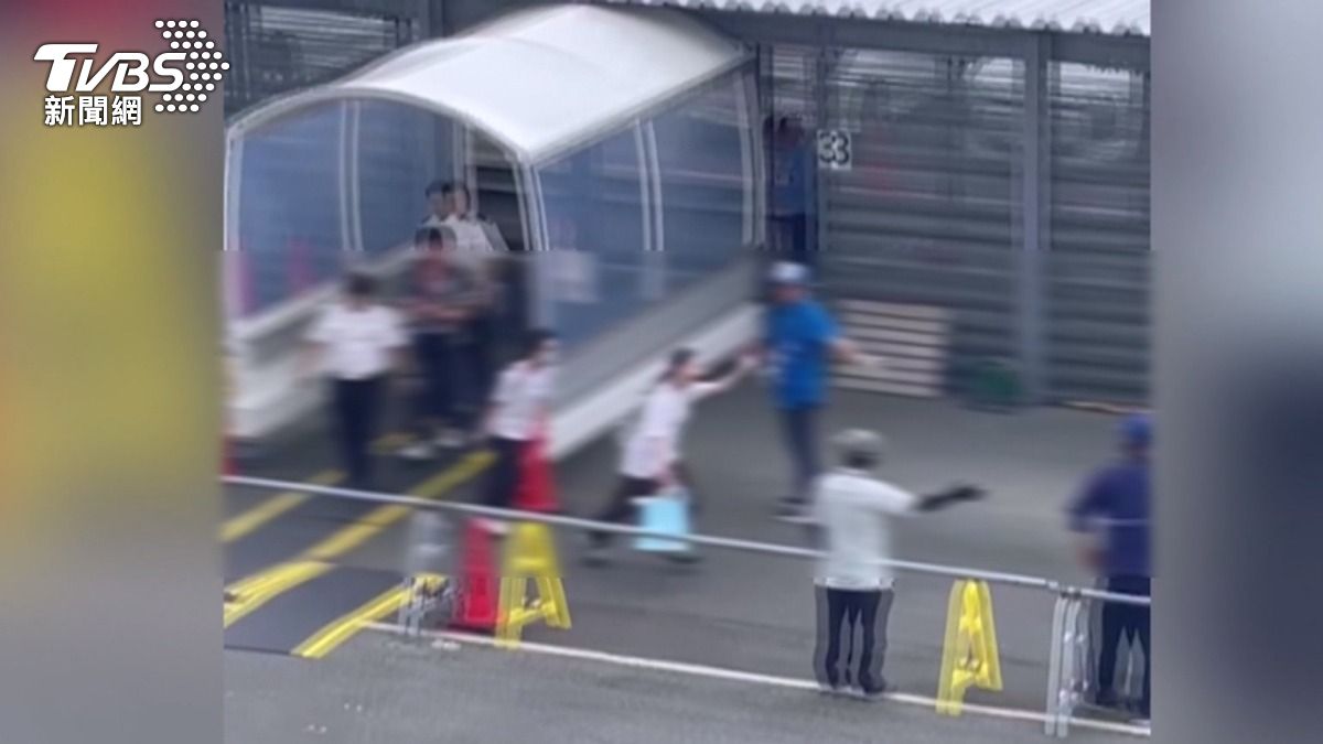 獨/疑壓秒登船影響郵輪靠港?業者澄清:取消那霸行程與延誤無關