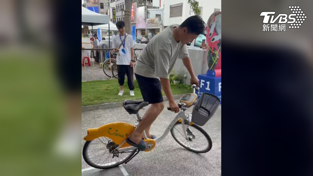 獨/直線七秒變比賽!男靠共享單車 立車70秒奪冠一夕爆紅
