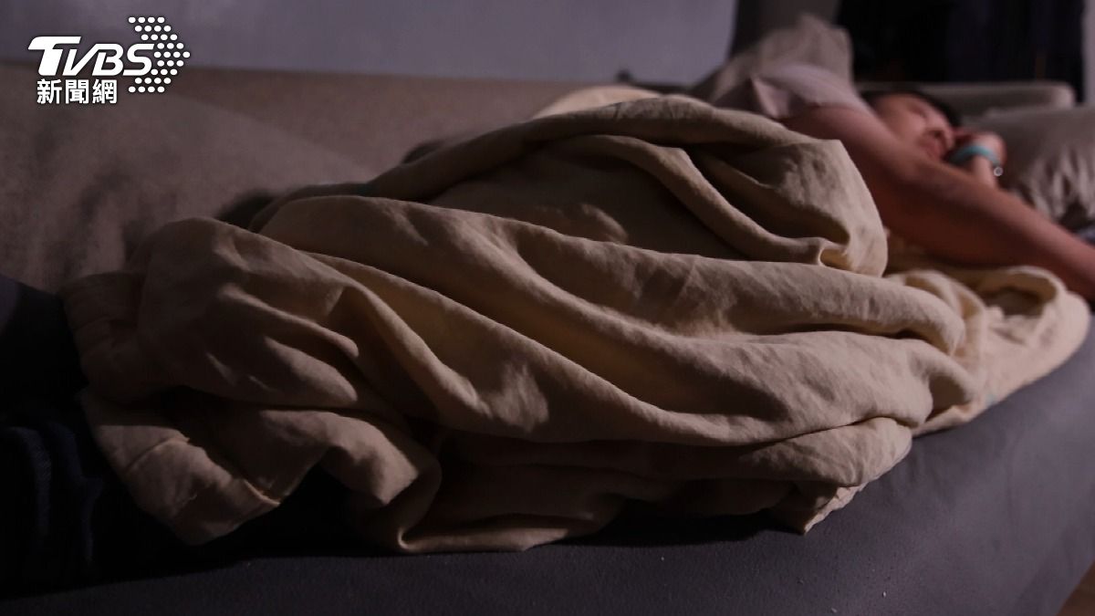 睡不好恐讓大腦提早老化3.5年?醫揭睡眠障礙與失智關聯