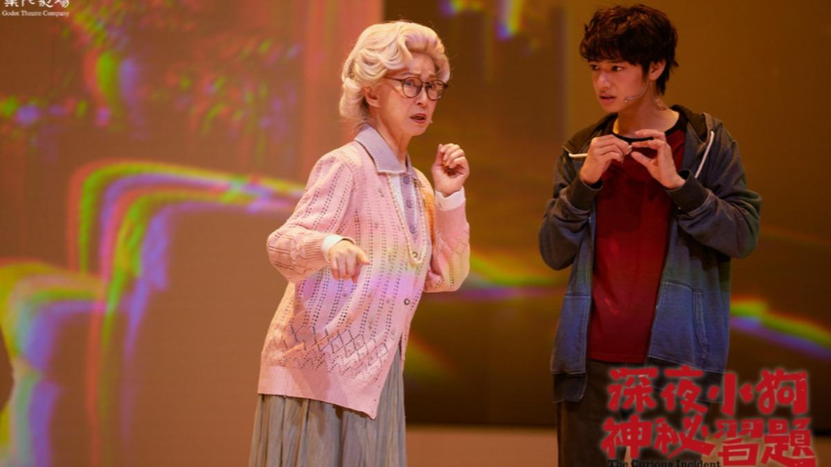 77歲李璇手寫小抄太可愛 劇組瘋讚「老少女」:很想要保護她