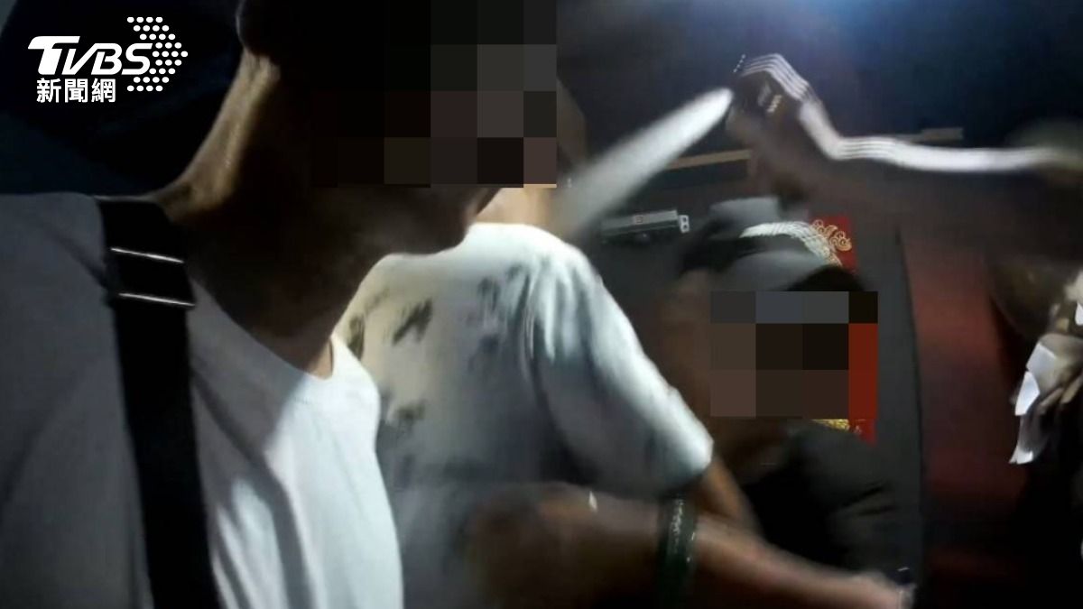 3男喝茫搞丟帽子大鬧! 嗆警「我是老大」 下秒被噴辣椒水