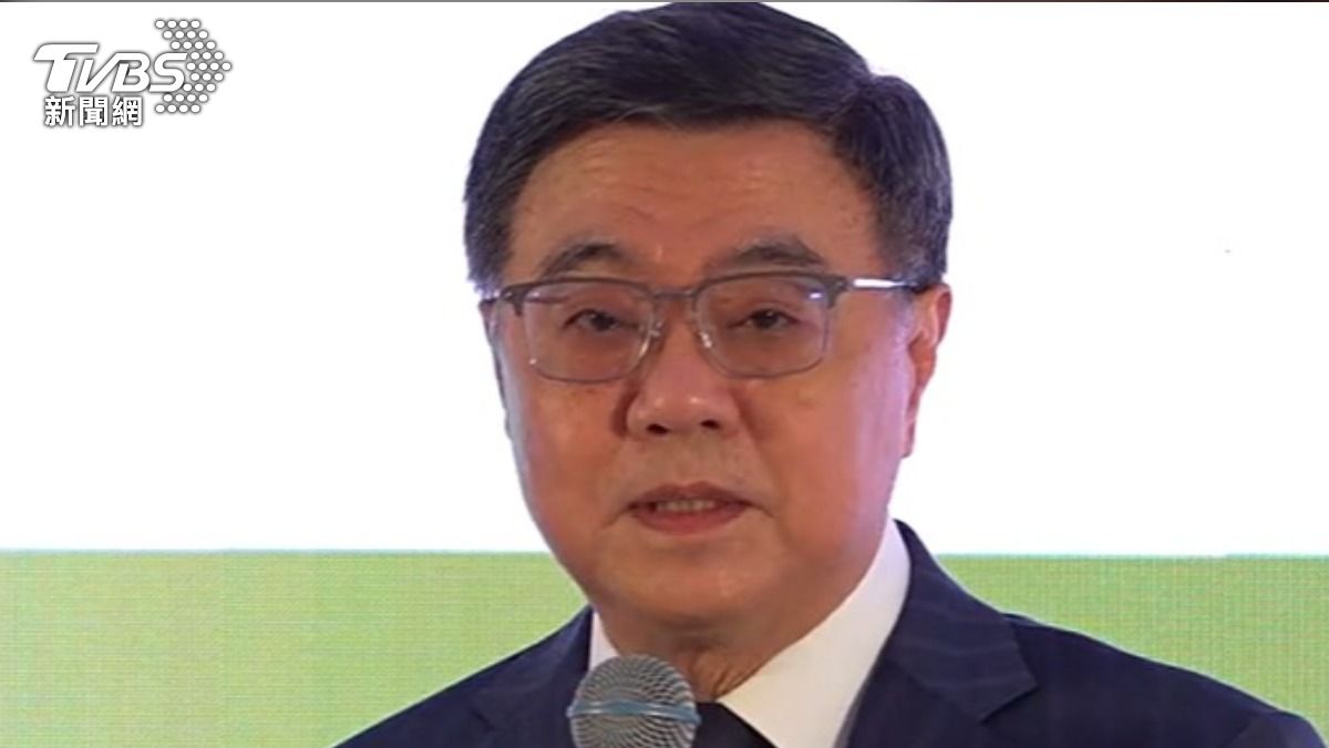 影音/陳時中遭爆毒油案擴大期間跑酒攤 藍議員轟:螺絲掉滿地