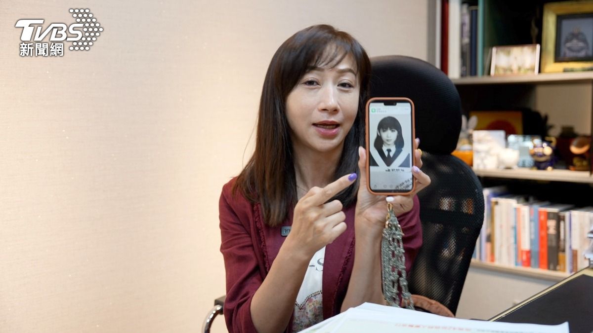 佳頴T政步/從20年都更到「下巴哪做的」?許淑華如何拿捏人情與制度