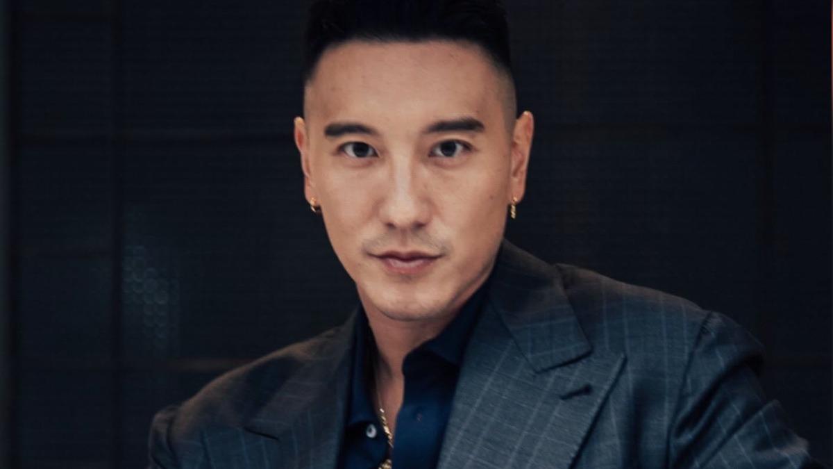喊話「像個男人」挨轟!王陽明拍片道歉認了:我確實是高富帥