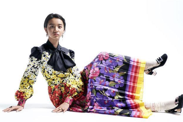 木村拓哉愛女光希以Kōki名字出道,為雜誌拍攝寫真。(翻攝自《ELLE Japan》網站)