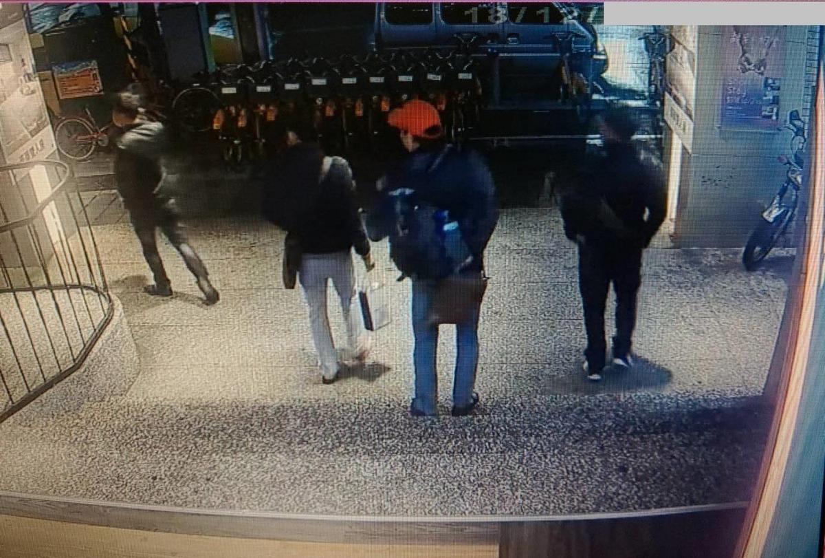 脫團旅客離開飯店後逃逸,目前累計到案人數17人,仍有131人在逃。(移民署提供)