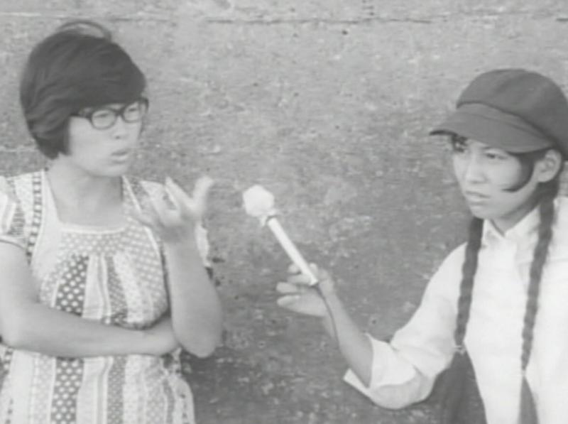 原一男紀錄片《極私愛慾・戀曲1974》中以他的前女友武田美由紀（左）為主題，右為工作人員、也是原一男妻子小林佐智子。（TIDF提供）圖／鏡週刊