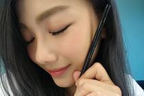 超方便眼線膠筆就靠這支!!!