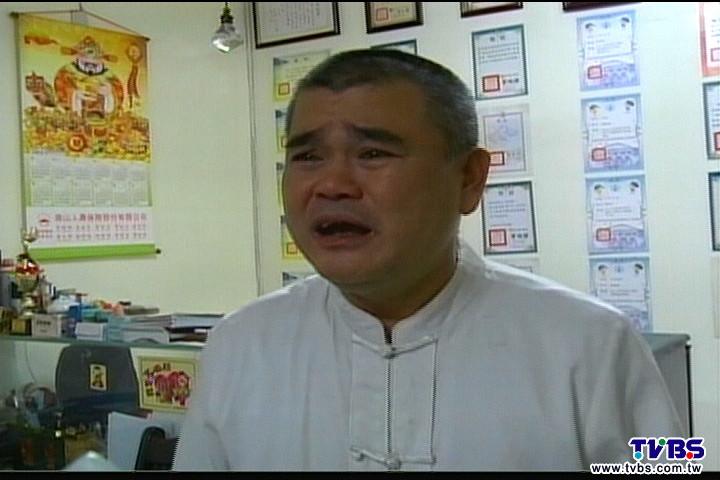 黑支打人影片竟還配音 網友批不應該│TVBS新聞網