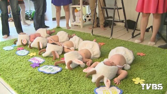 卡哇伊 寶寶齊聚團拍主角 哭鬧 難控制 攝影 臉書 Tvbs新聞網