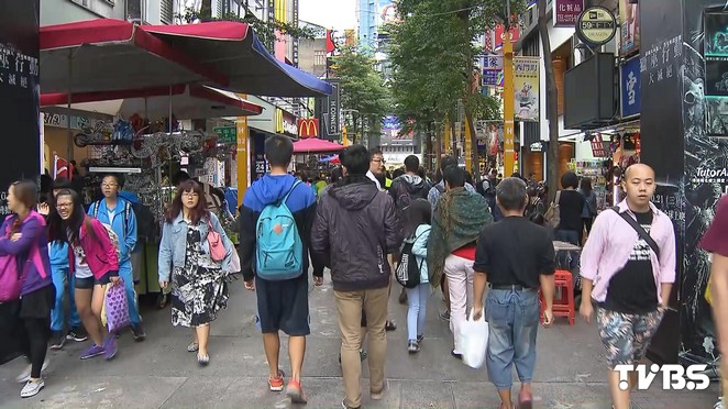 西門町日韓客佔7成店員說外文衝業績 商機 觀光客 消費者 語言 Tvbs新聞網