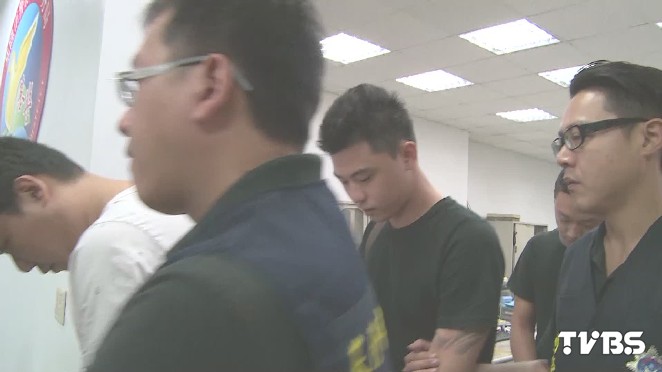 有沒有吃過子彈 8年級黑幫街頭嗆聲 黑道 基隆 恐嚇 天道盟 Tvbs新聞網