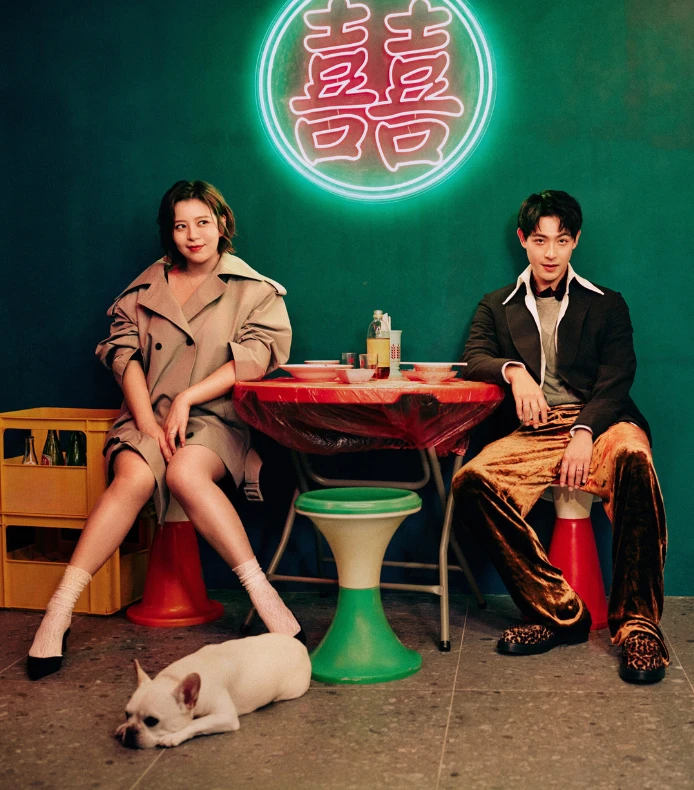 在她看來，《舊金山美容院》不只是愛情戲，更像一面照見人生的鏡子。「有人會覺得沉重，更多時候它是一種療癒。療癒在於，你會發現大家的經歷差不多。我們遇到的事並不特別，也不孤單，只是要換個心情去看待。」

這份體會，來自她的生命歷練。「當家裡發生變故，母女之間的情感會變得更加純粹與深厚，那是我很熟悉的氛圍。」在成長歲月裡，劉品言早已淬鍊出愛的韌性，沉澱為生命最深的底色。