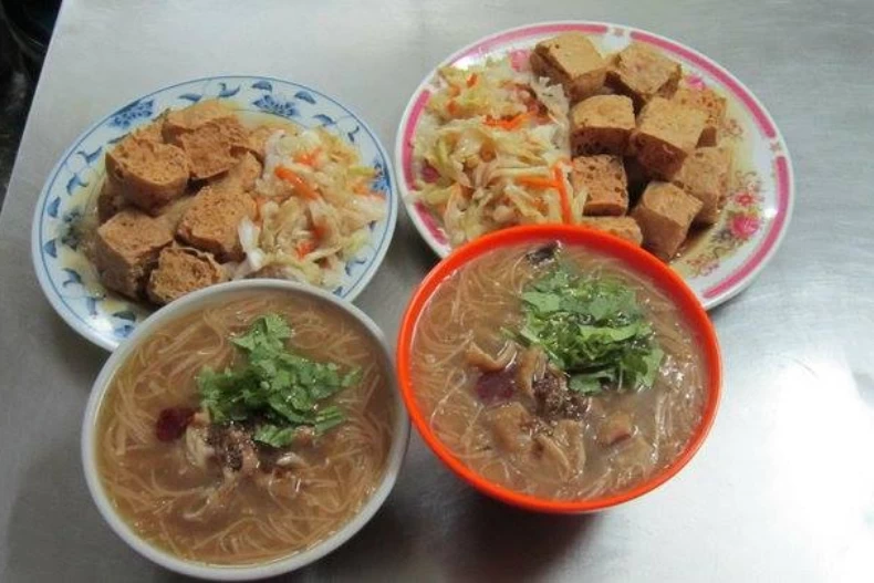 寧夏夜市美食｜林記麻辣臭豆腐