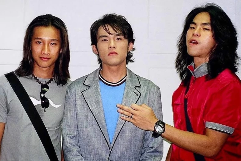 一隻阿圓驚爆「同居《木曜4》陳百祥」！相差7歲熱戀ING，本尊火速發聲